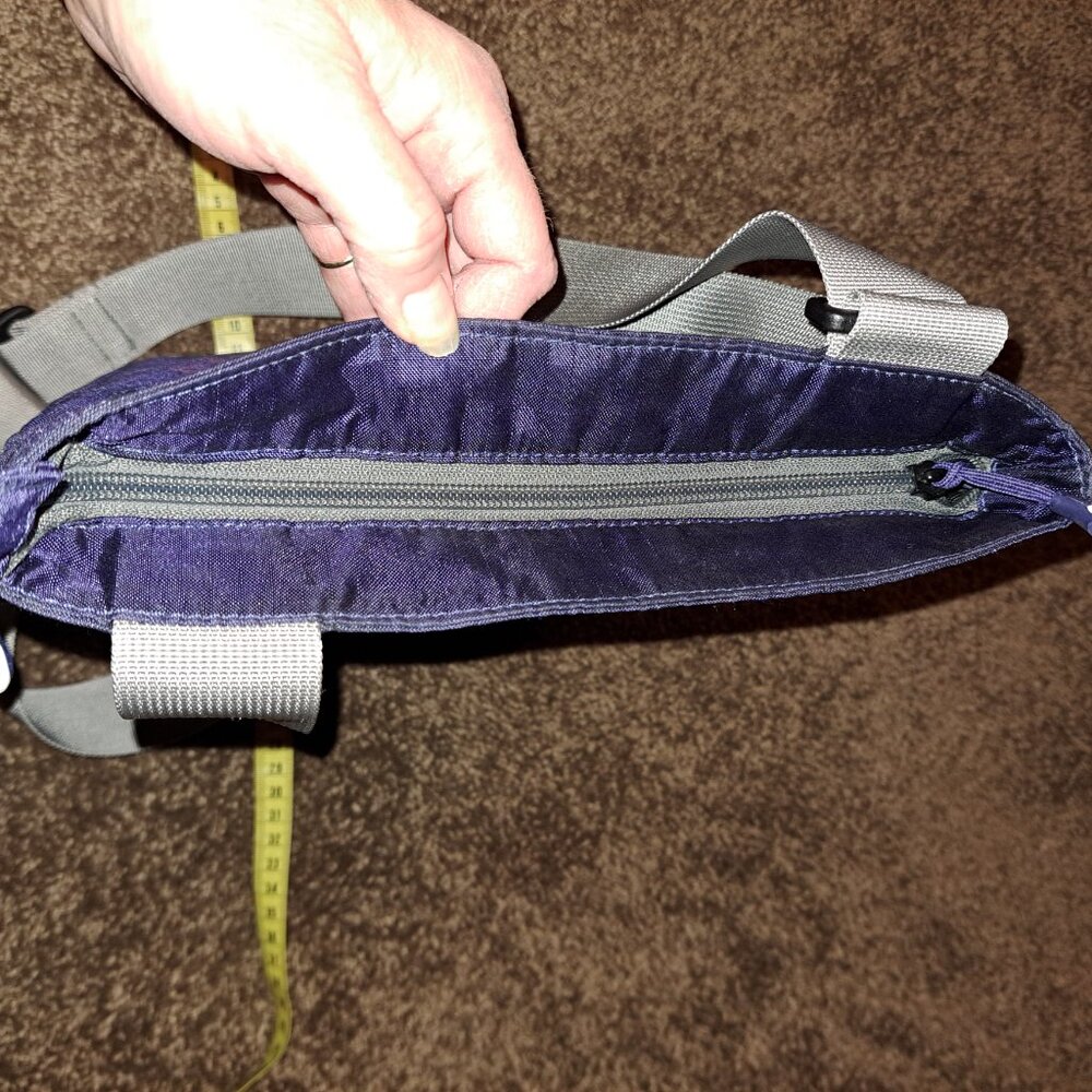 L.L. Bean Purple Crossbody Bag, Nylon, Expandable, Flower Swirl, Travel, Hiking - Picture 2 of 12